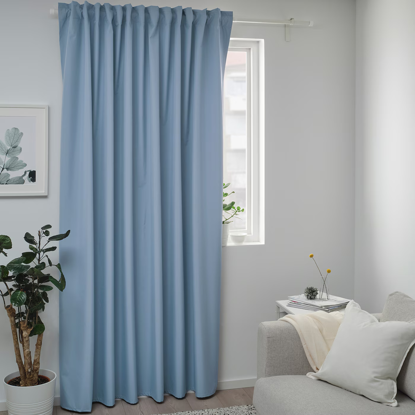 draperii opace pentru somn odihnitor amenajare living cu alb si bleu