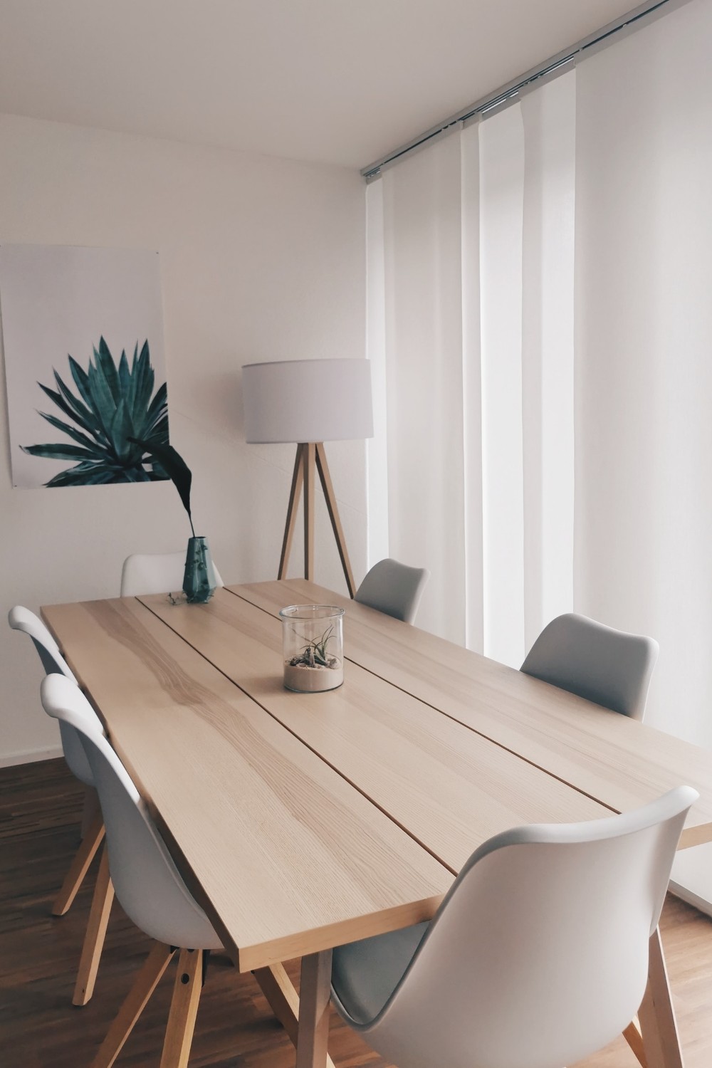 living in stil minimalist masa