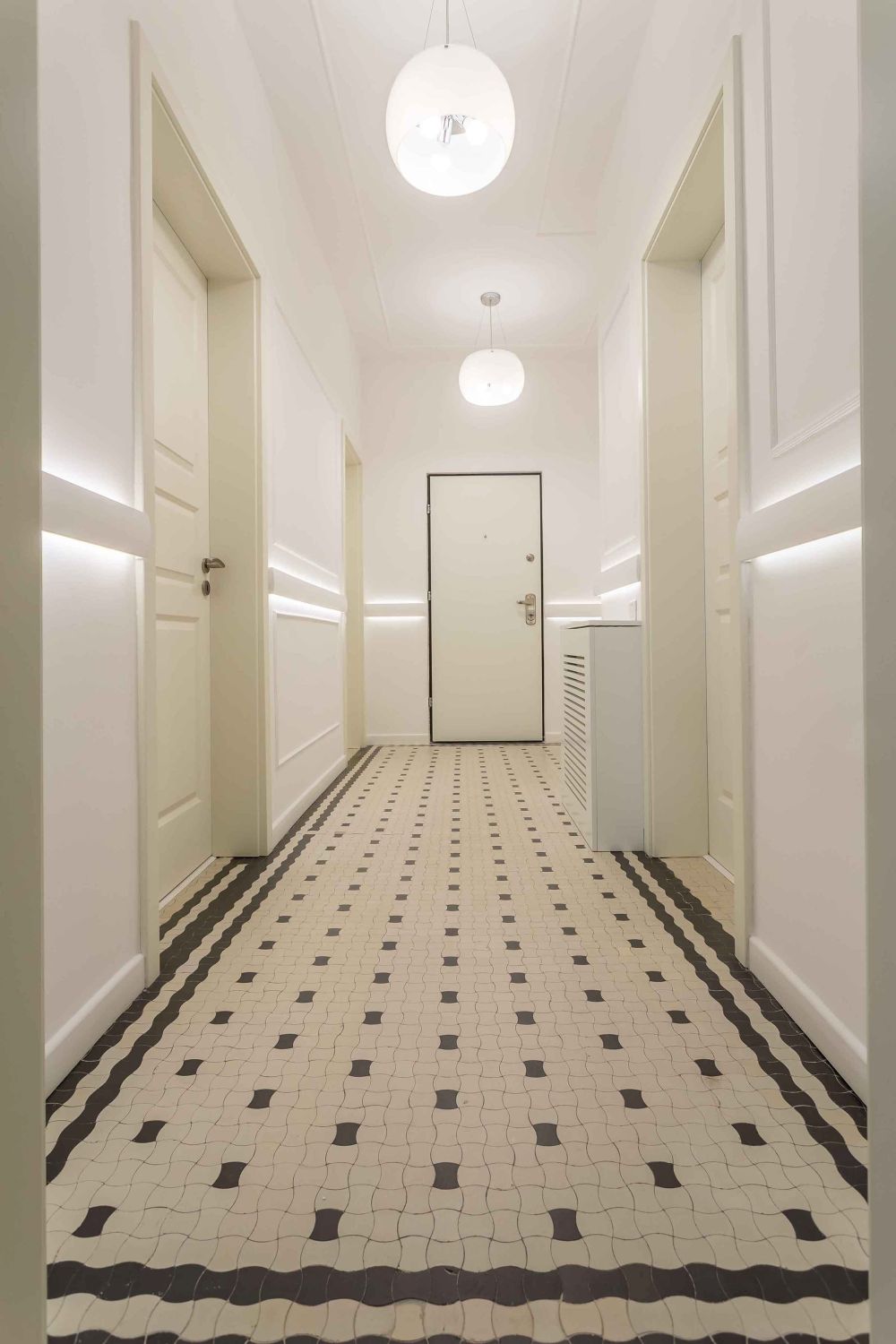 renovare casa veche hol mozaic