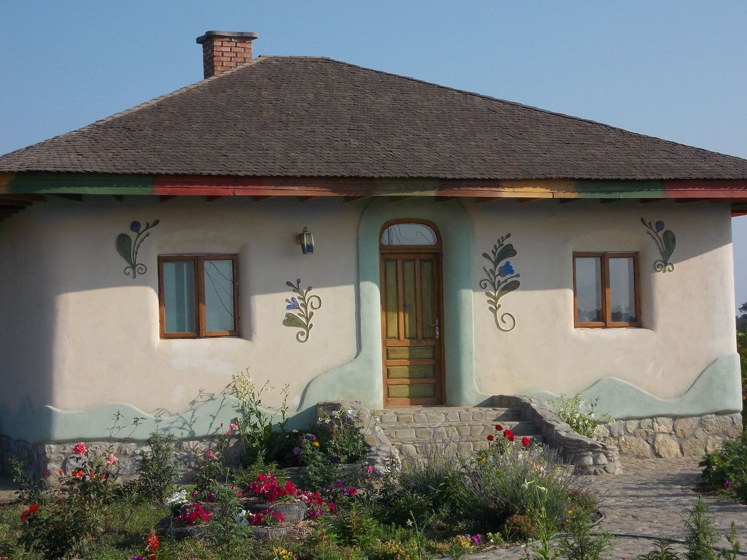 casa din chirpici