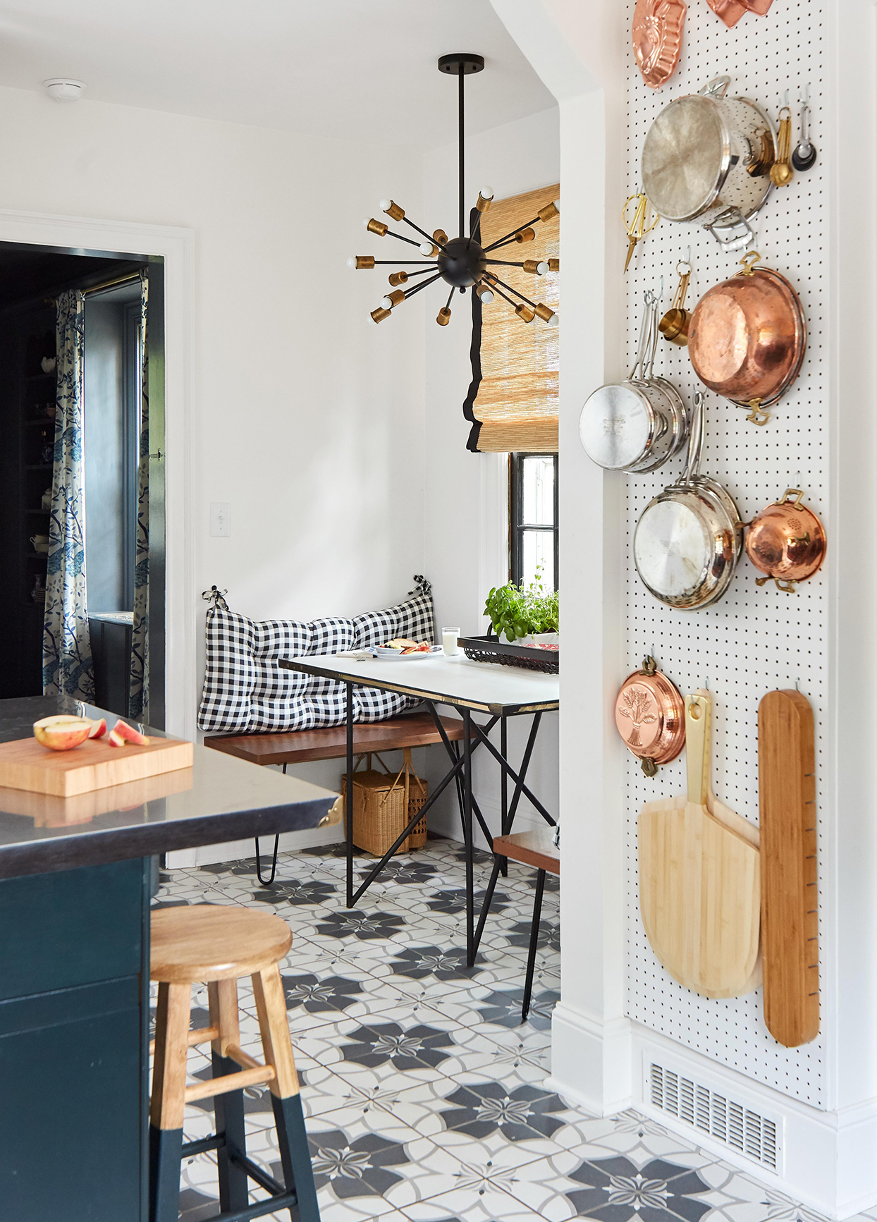 decor bucatarie mica panou perete
