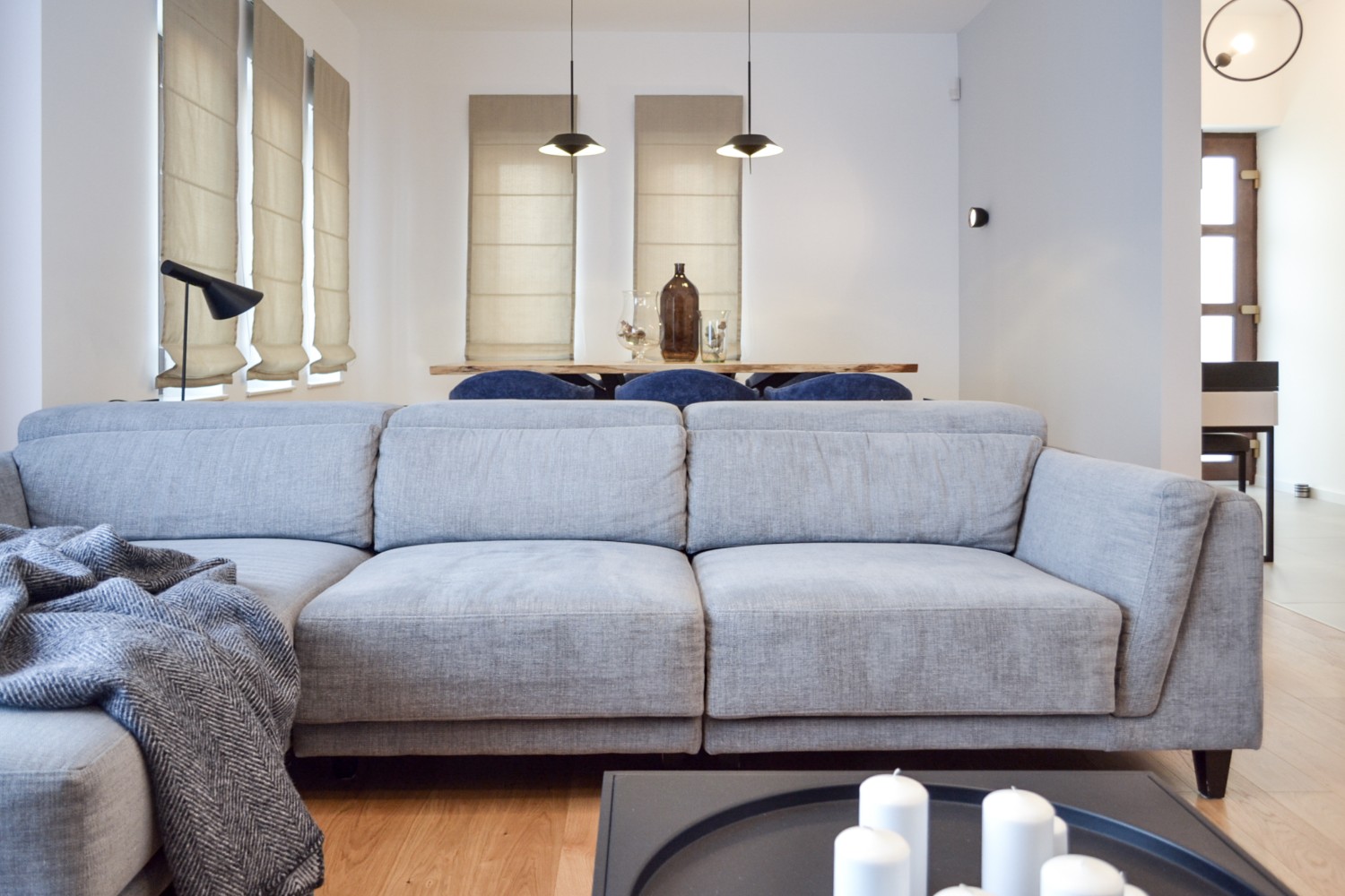 2 living si dining O - casa titus aa design lab