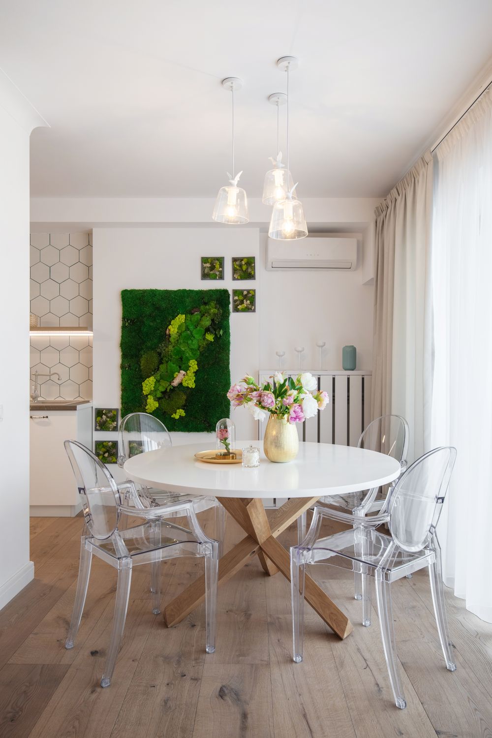 duplex loc de luat masa