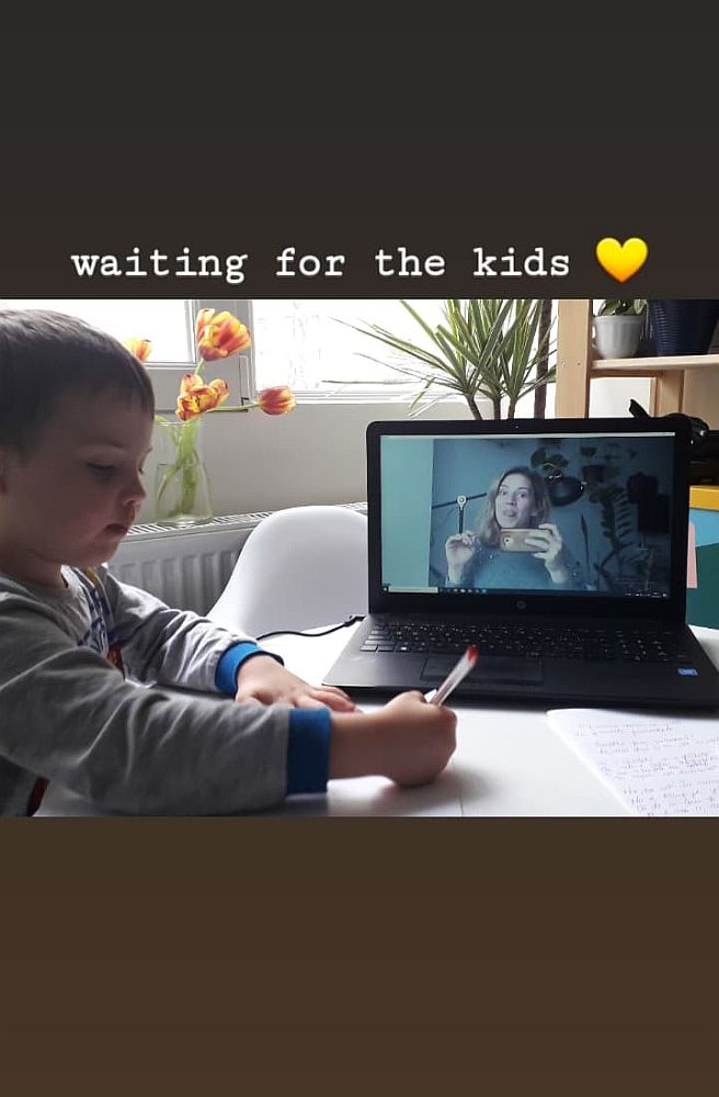 Parenting în carantină Ani la muncă