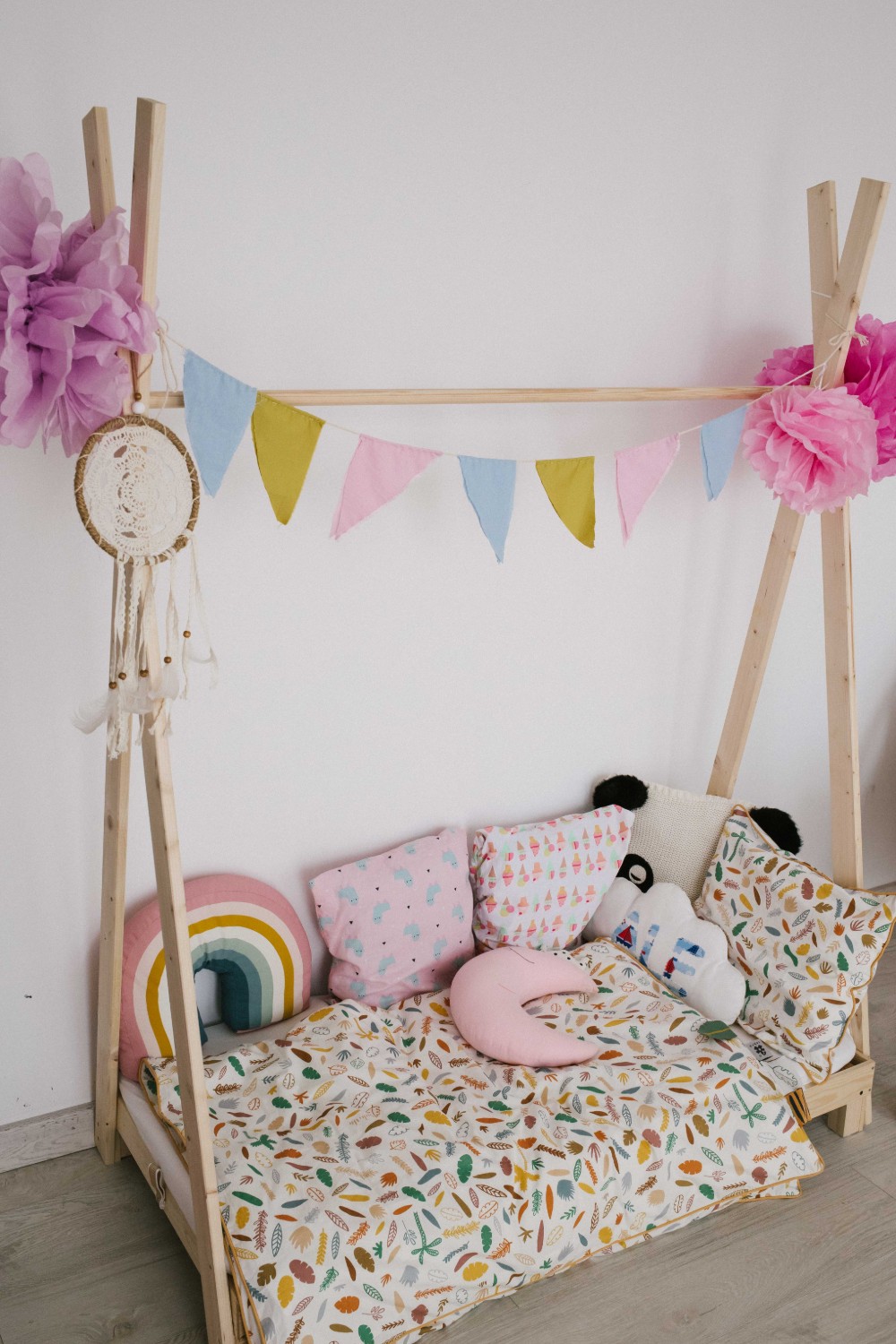 home_tour_ioana_buru_pat_teepee_DIY