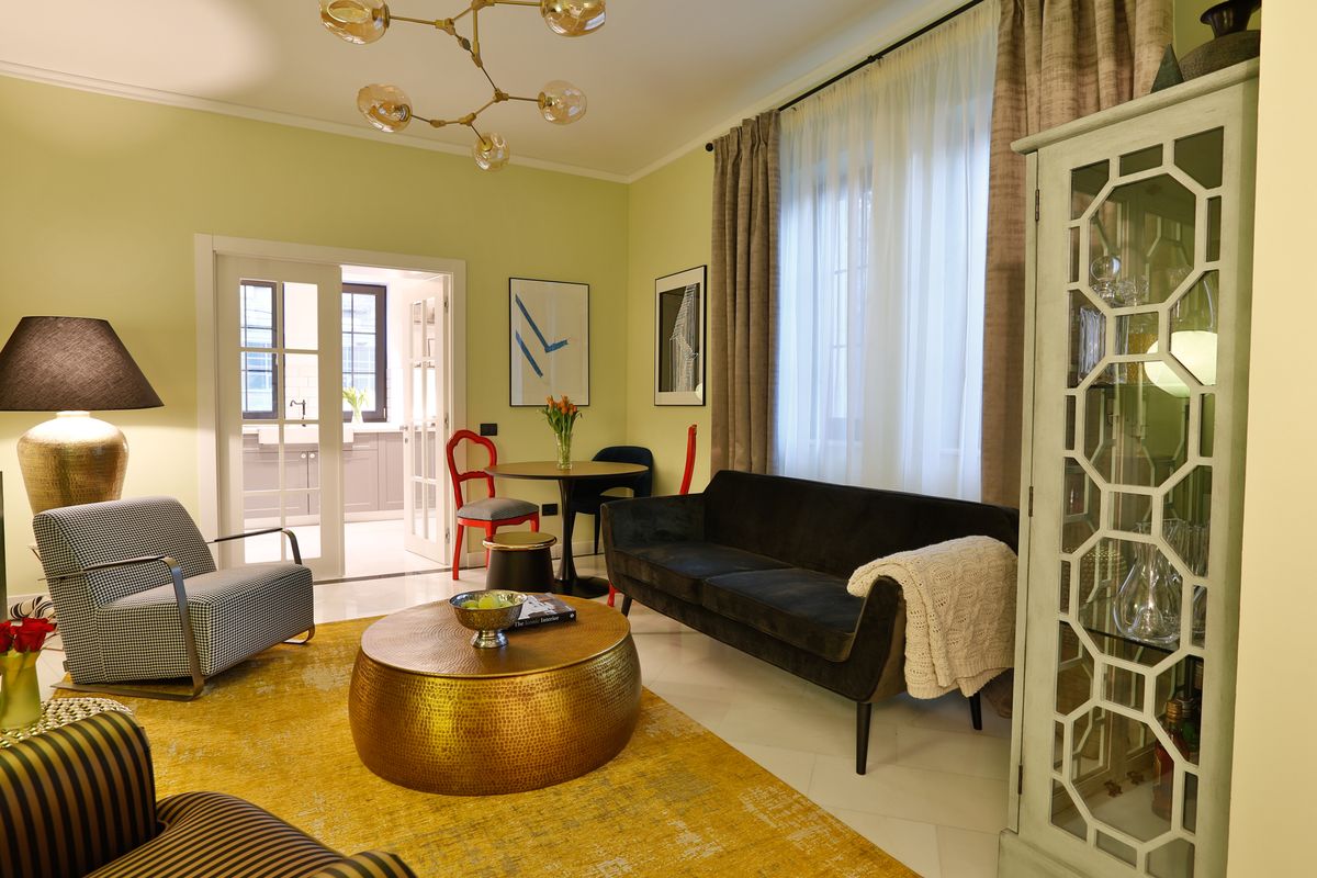 casa bunicii living