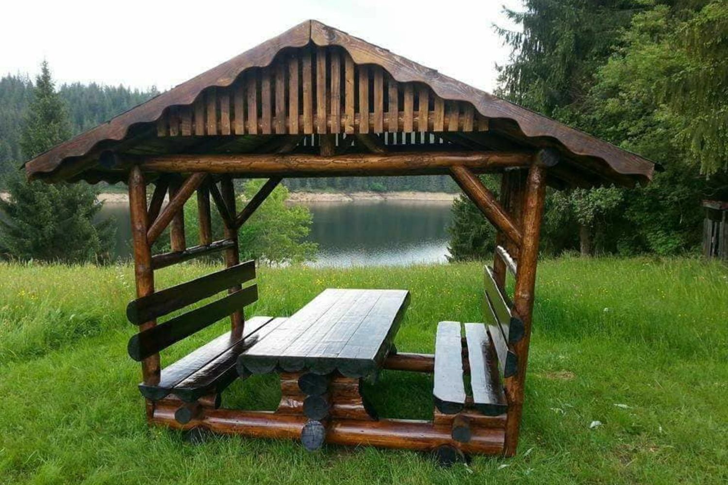 Foișor din lemn rotund, Rustic World, 7.800 lei