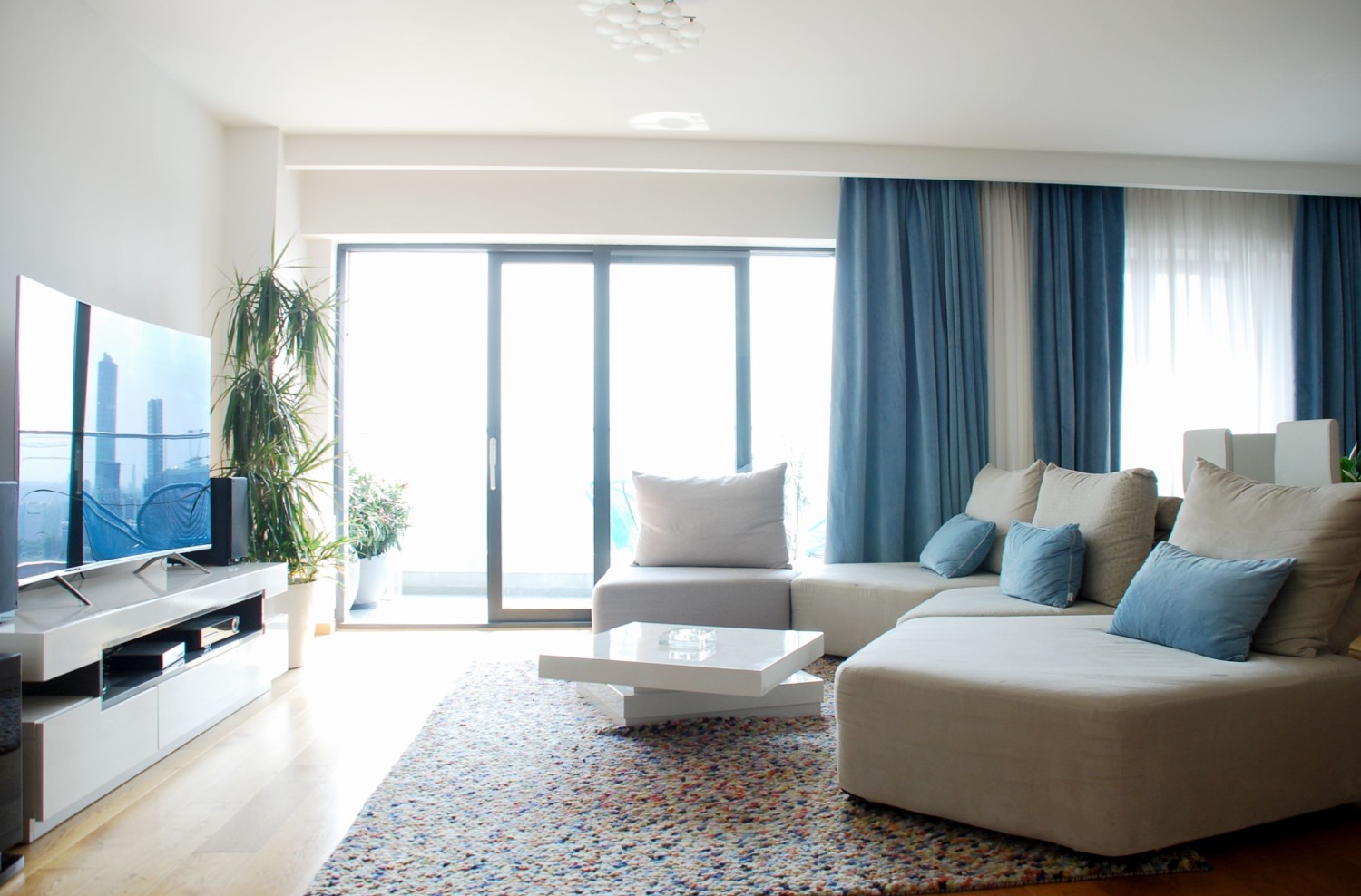 Amenajare apartament modern de inchiriat Bucuresti - arhitect Oana Tapu (3)