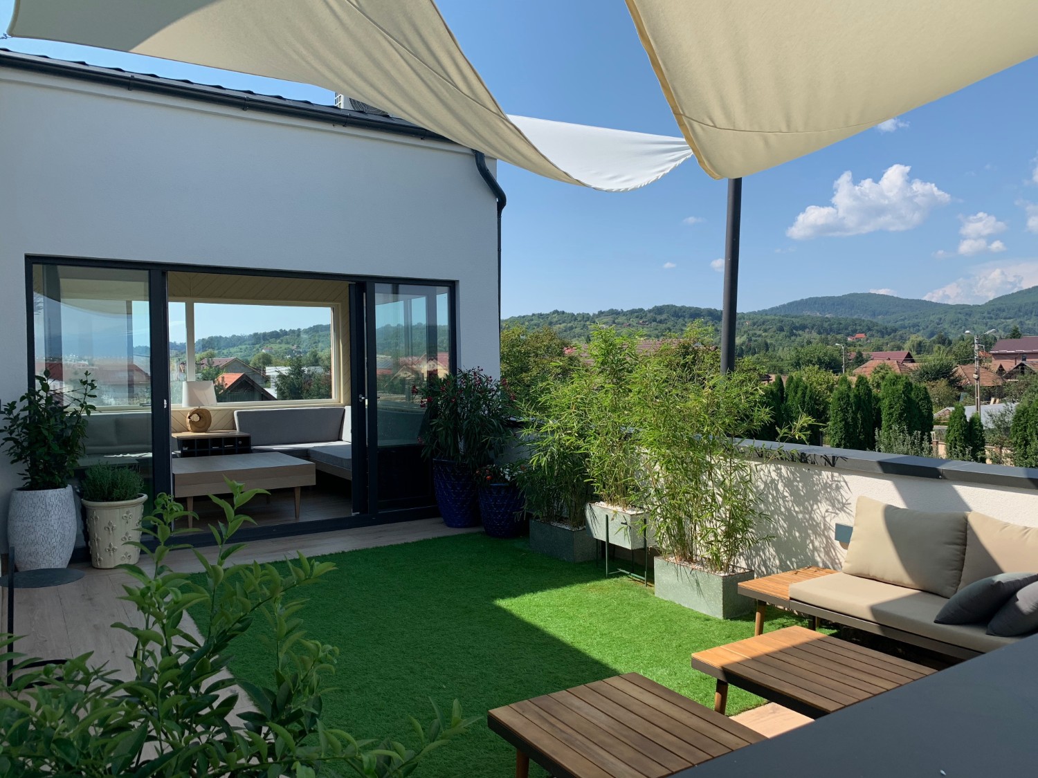 Terasă penthouse Baia Mare - designer Raul Șerban Hangar7586