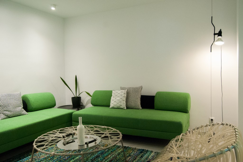 idei amenajare apartament cu 2 camere semidecomandat