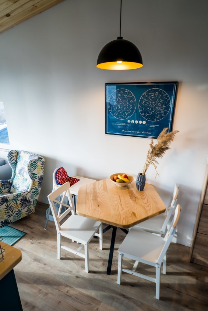 Alin și Deni s-au ocupat singuri de design-ul interior