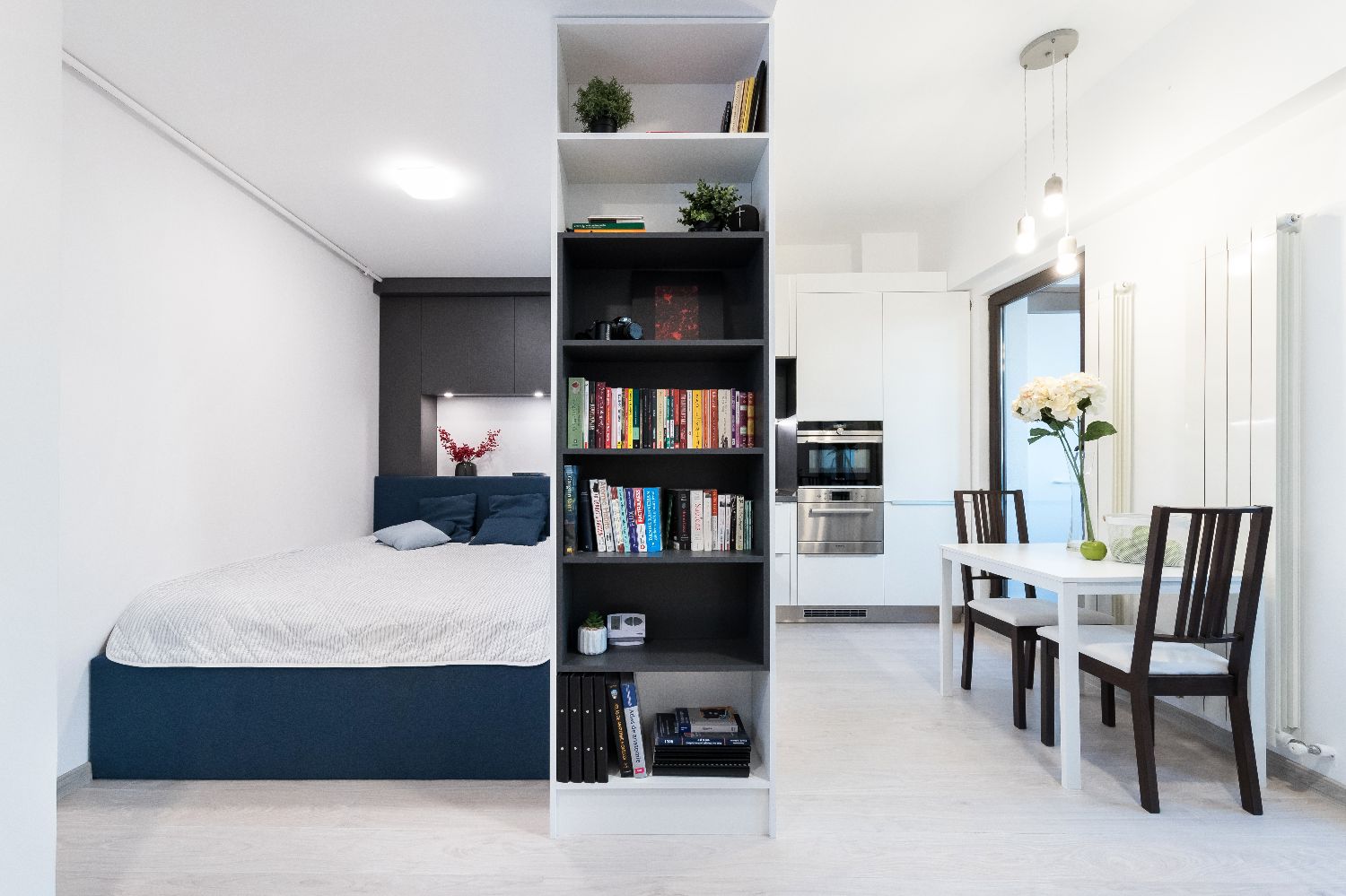 Garsoniera Bucuresti renovata si modernizata de arh. int. Stefania Bobaru - VIM Studio (2)
