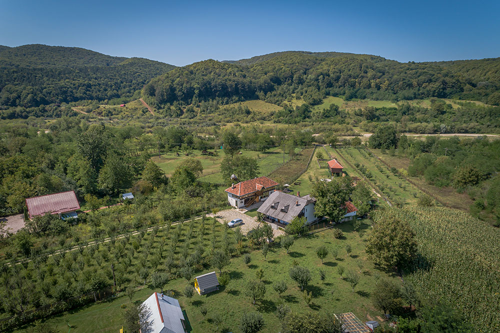 Satul Banului Guesthouse este un loc unde-ți duci viața în offline
