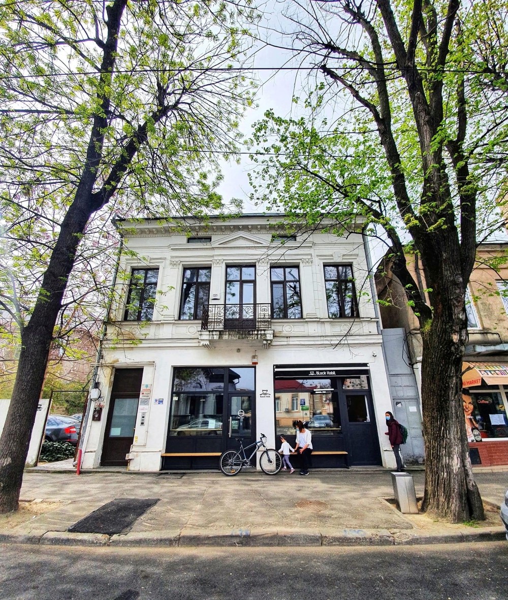  Black Habit este un coffe shop deschis la 1 mai, 2018