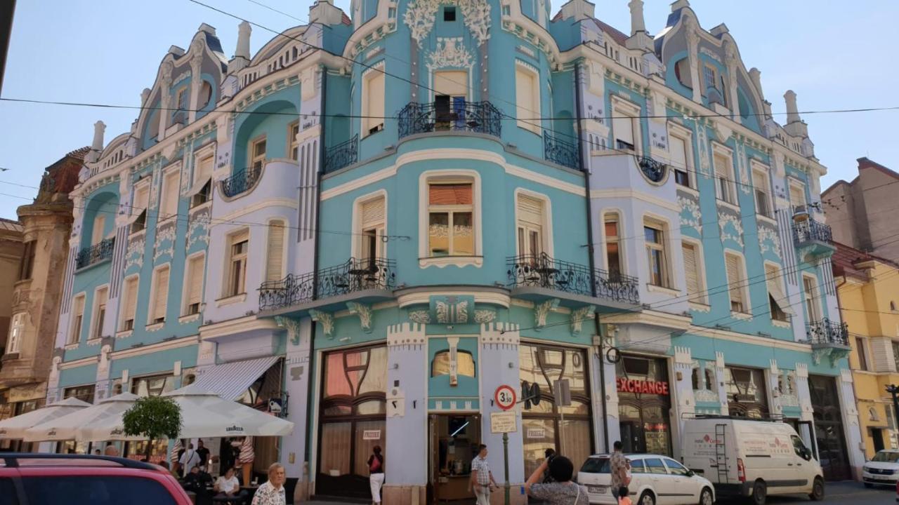 Clădirea vedetă de pe strada Republicii