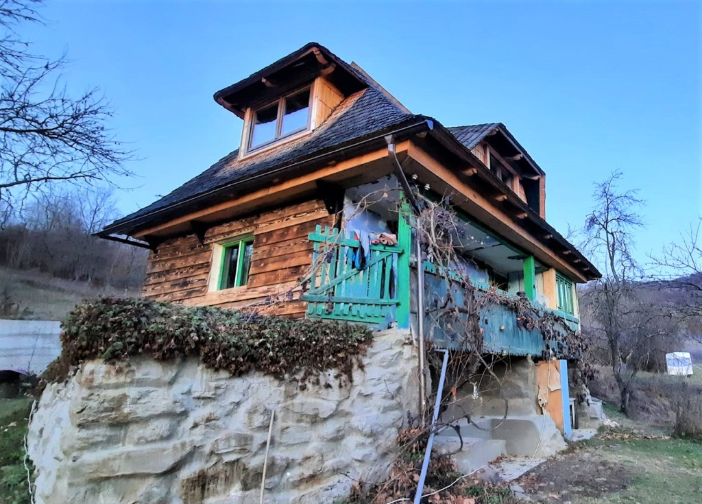 Casa lui Andrei este în continuare în proces de renovare