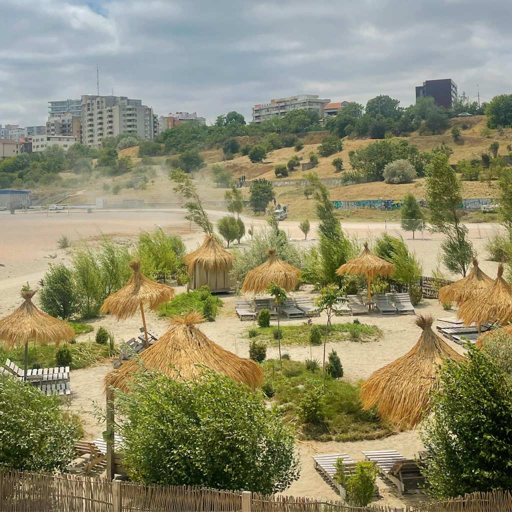 Zoom Beach