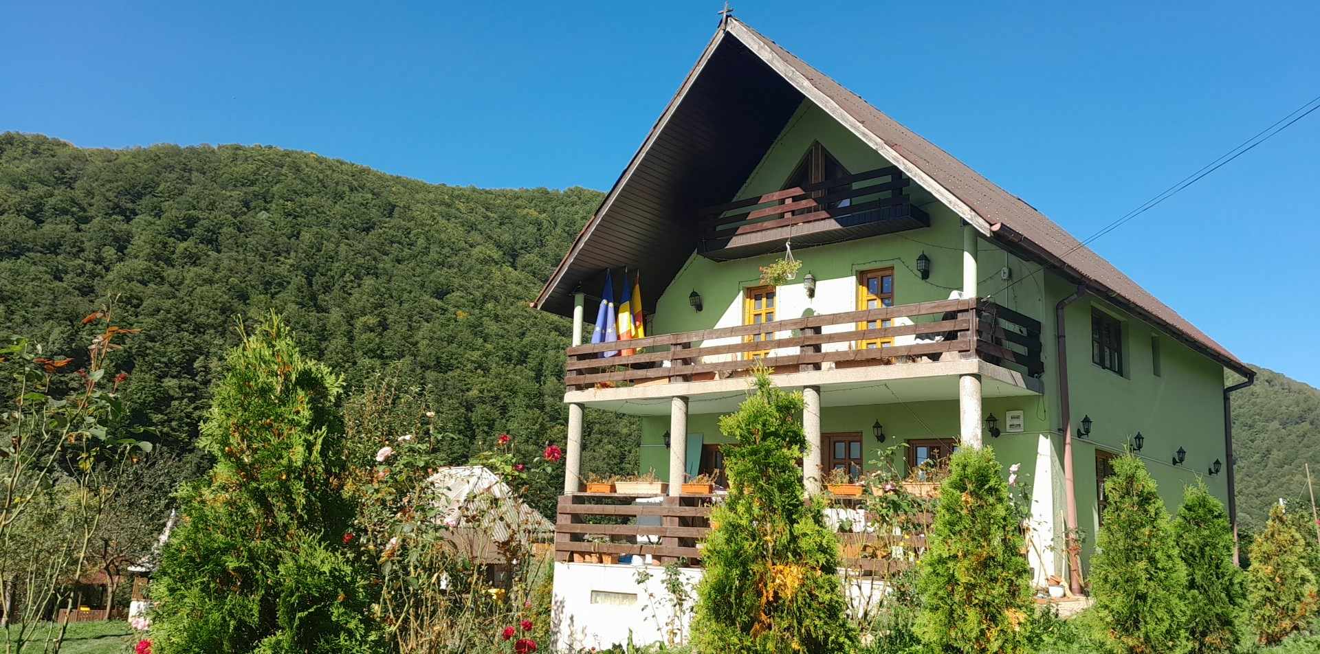 Gelu și familia s-au mutat la țară în urmă cu trei ani