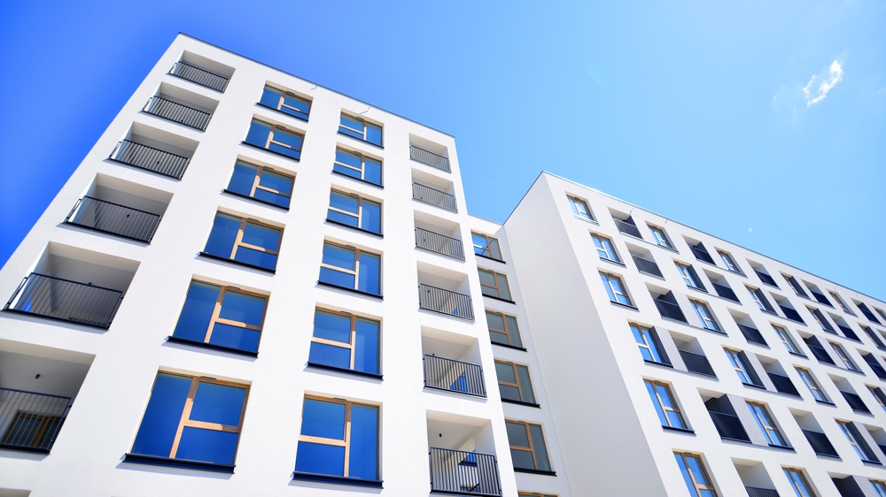alegere apartament la parter sau ultimul etaj in clădire nou construită vedere de jos