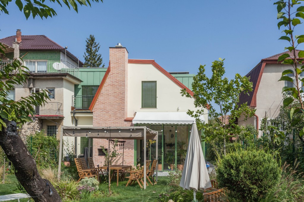 Casa F