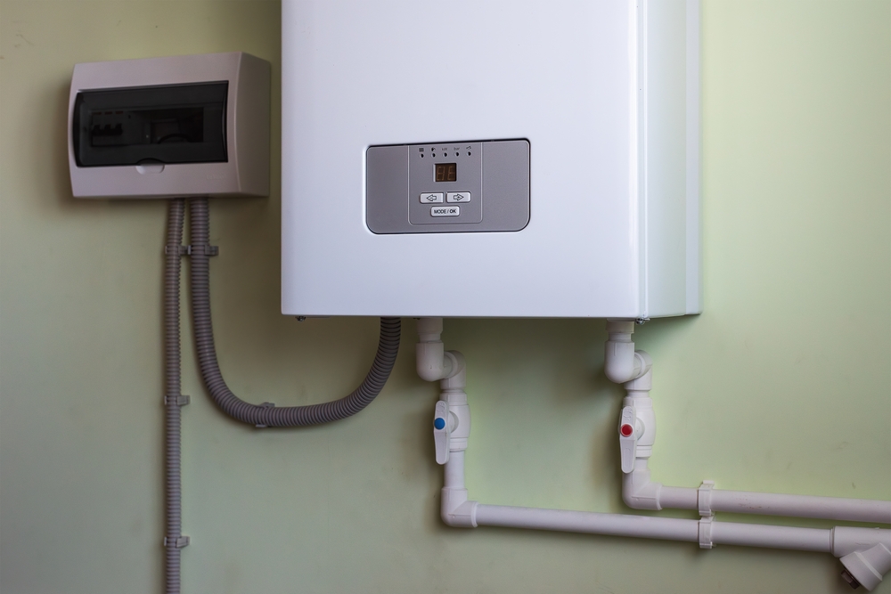 centrala electrica pentru apa si caldura in casa